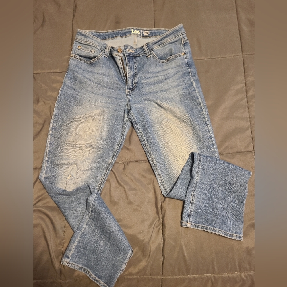 Womens Lee Straight Leg MID RISE Jeans-see pics for sizing